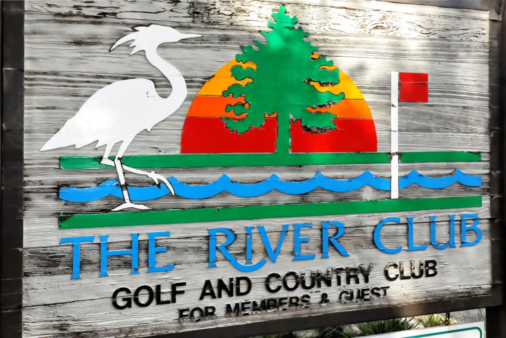 River Club Golf and Country Club in Bradenton Entrance Sign