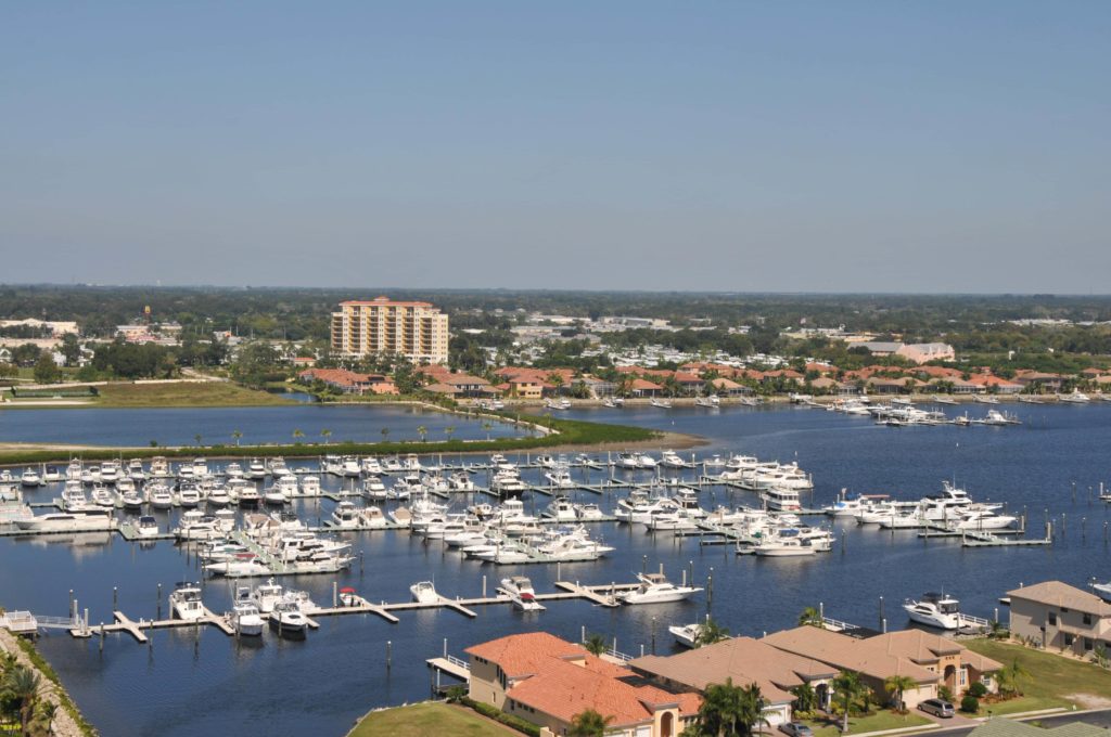 Riviera Dunes in Palmetto Marina