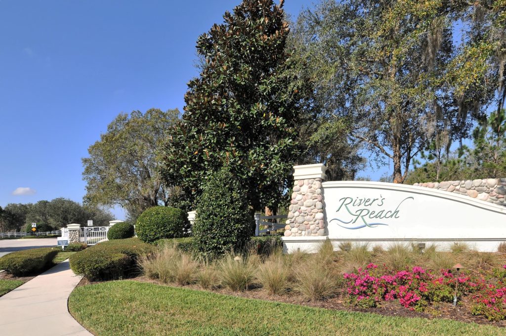 Rivers Reach in Parrish Entrance Sign